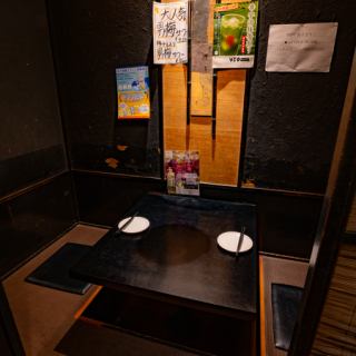 個室空間はデートにも最適！！