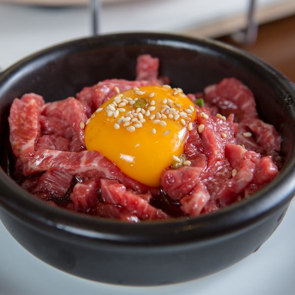 名物焼きユッケ
