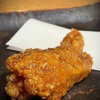 【手羽先の唐揚げ】