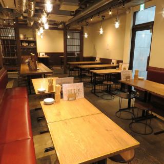 広々とした店内では最大65名様まで貸切可能◎会社宴会・忘年会・歓送迎会など様々なシーンで利用可能です!お気軽に店舗スタッフまでご相談ください!