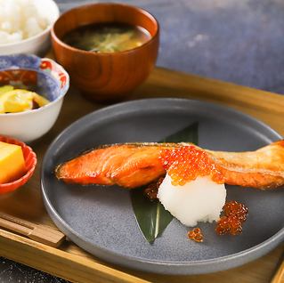 ランチメニューも豊富に取り揃えています♪