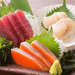 ★3H飲み放題×料理7品4000円★新鮮な海鮮ともつ鍋が味わえる♪