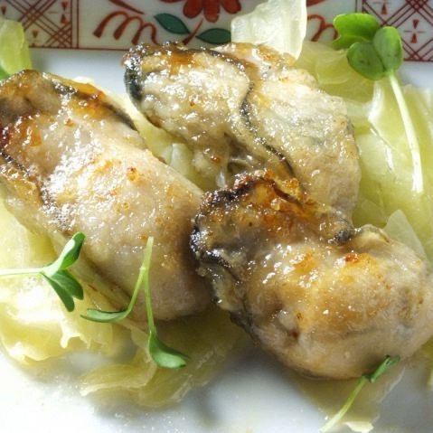 Butter-grilled oysters