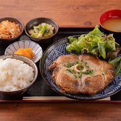 マグロのテール定食