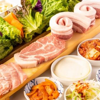 [午餐B套餐<11:00-15:00>]熟成生肉套餐自助套餐90分鐘2,150日圓！