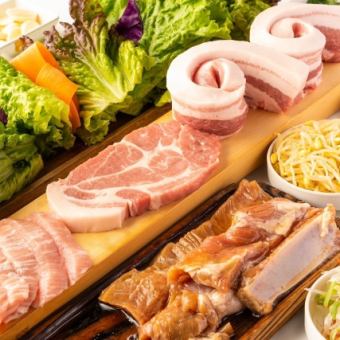 【晚餐C套餐+無限暢飲】高級肉品套餐無限暢飲套餐90分鐘4,060日圓！