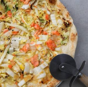 白菜と銀鮭のゆず味噌クリームピザ