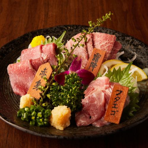 【熊本産の馬刺しは鮮度抜群！】