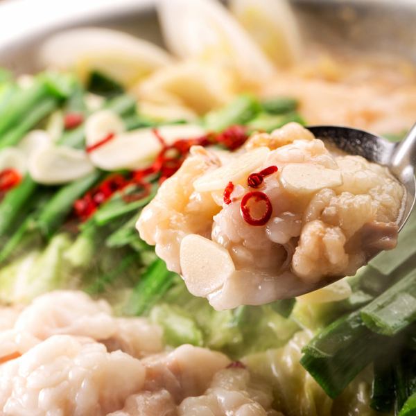 素材にこだわる鍋＆九州料理を今宵の肴に。人気のお鍋＆多彩な和食を愉しむご宴会プランは飲み放題付き♪