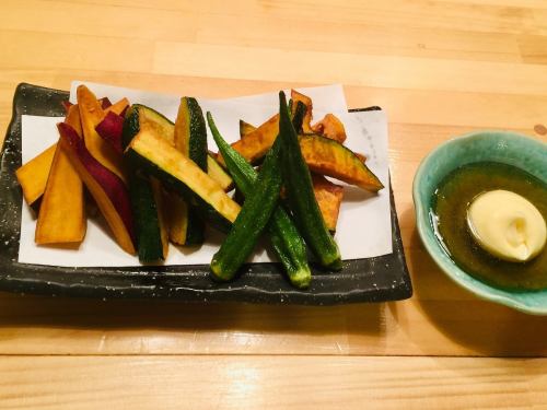ガーリックポテト/ハニーマヨの揚げ野菜/メヒカリ唐揚げ