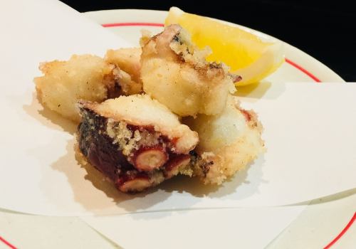 Fried oyster / fried octopus