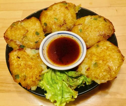 烤木炭/马铃薯Chijimi /豆腐牛排/烤猪肉姜/ Asari黄油