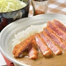 [Slowly stewed] Beef cutlet curry / 900 yen (excluding tax)