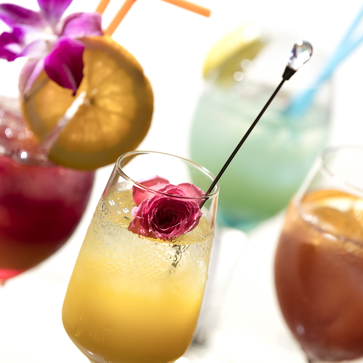 Why don't you try to make more than 200 kinds of drinks cool as bartenders?