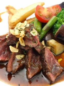 ● Rare domestic beef sagari steak with special JAPONE sauce (100g)