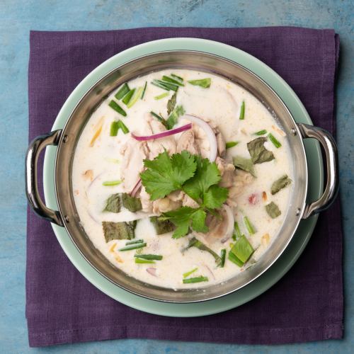 鶏肉のココナッツミルクスープ　R