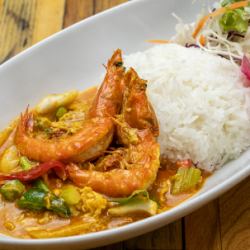 シーフードのふんわり玉子カレー炒めごはん