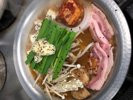 【お刺身3種付】グレードアップ炭火焼き串×贅沢キムチ鍋コース11品5500円