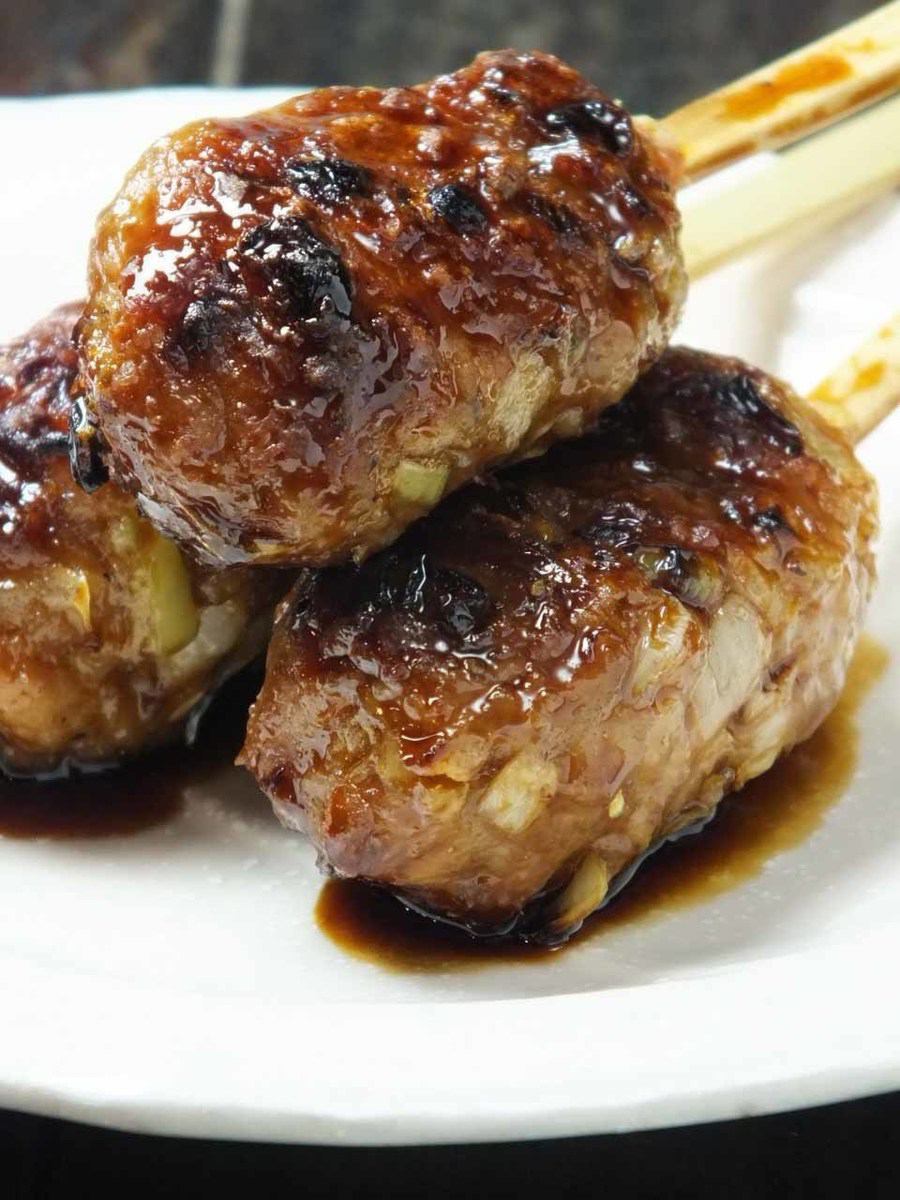焼き鳥だと侮ることなかれ、極上のお肉を召し上がれ！！