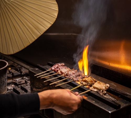 土佐備長炭で焼く焼鳥.♪