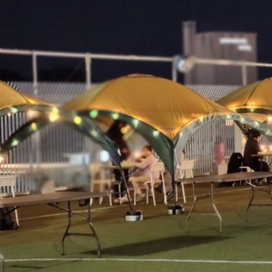 A very popular beer garden perfect for a date or a scene with friends! Just one minute from Mito Station, it's easy to get together and disperse.Enjoy a BBQ in a space with a great atmosphere!Enjoying alcohol under the summer sky is the best!