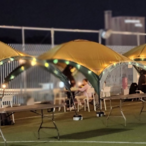 [Tent seats] A rooftop BBQ shop with an outstanding sense of openness near Mito Station has newly opened! Even on bad weather days, you can enjoy your time in a tented seat while sheltering from the wind and rain! *Reservation request for tent seats customers, please contact the store.