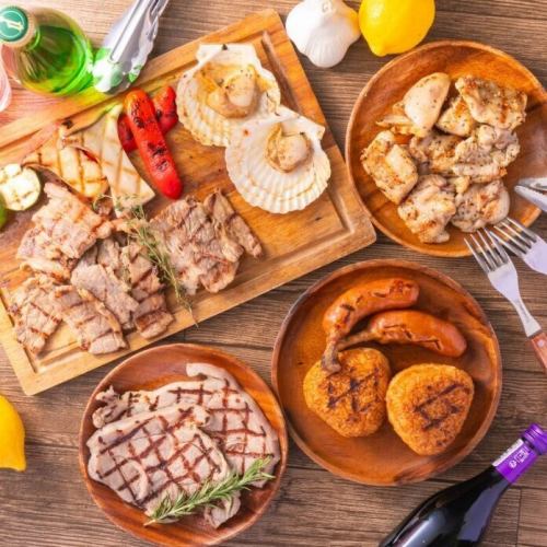 充実のBBQメニューとお酒