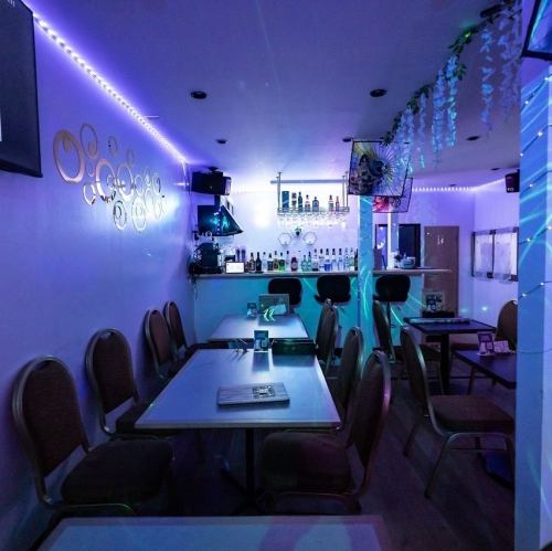 バーやカラオケルーム完備☆大人の夜をお楽しみください