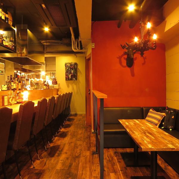 [Welcome from one person] A stylish counter seat where you can enjoy your drink while watching the chef cooking in front of your eyes ♪ One person is also welcome! Please enjoy the recommendation of the day.