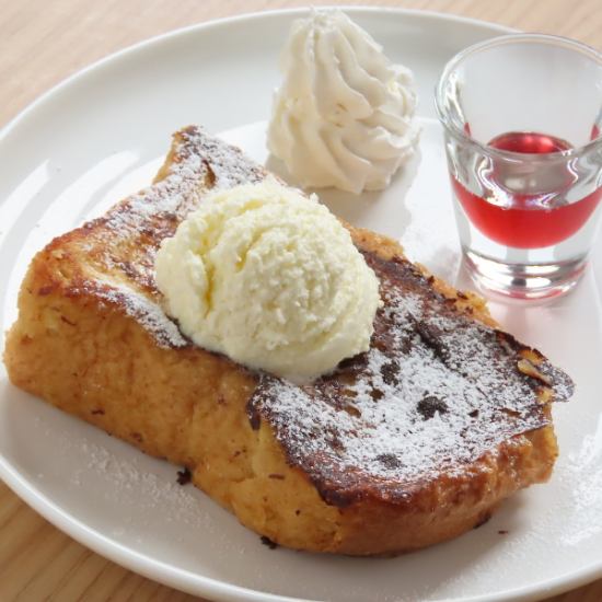 こだわり空間の店内でゆったりとした時間をお楽しみください！