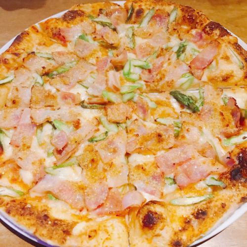 石窯焼きピザでもっちり