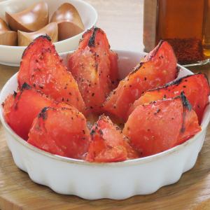 まるごとトマトの石窯焼