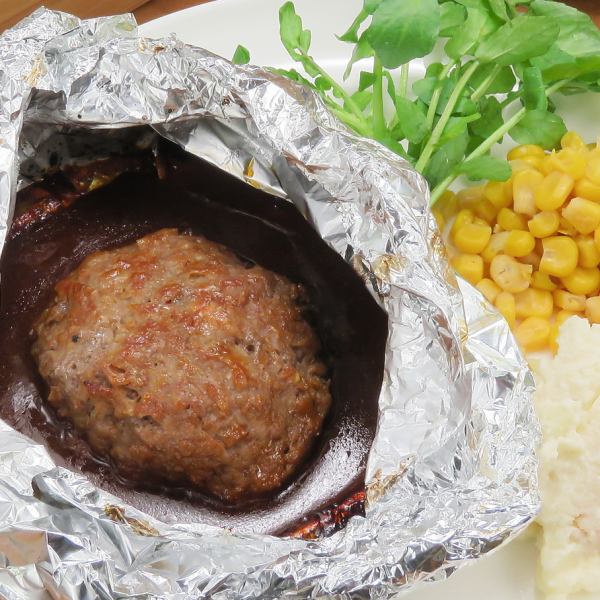 神戸三田牛石窯焼きステーキハンバーグ☆1760円(税込)