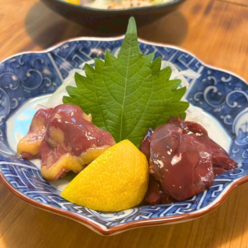 大和肉鶏 肝刺し
