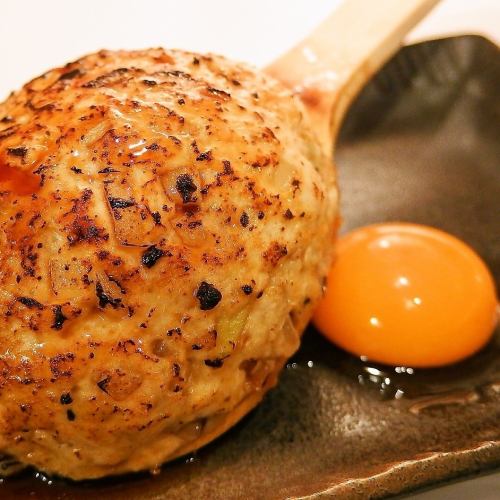 A collaboration between our signature yakitori sauce and yolk! Shamoji meatballs
