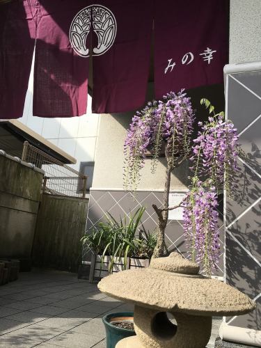 お店入口