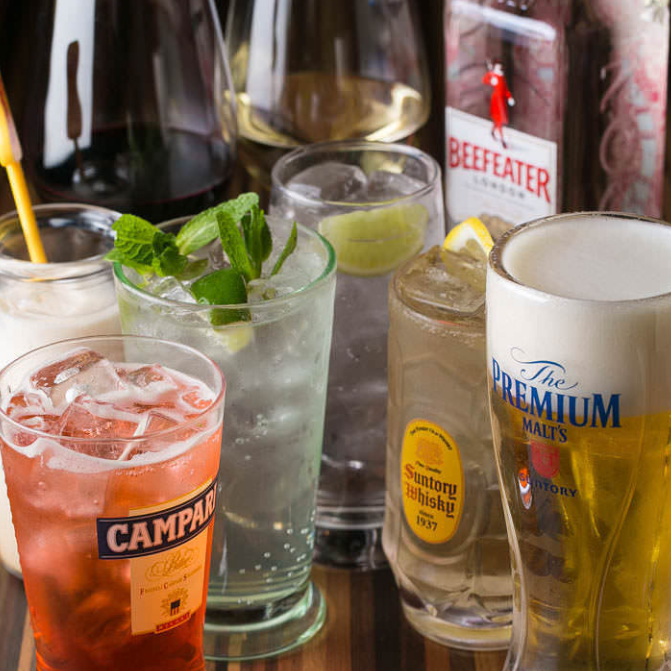 白天喝酒也欢迎♪ 这个时尚的空间非常适合女生聚会和约会！