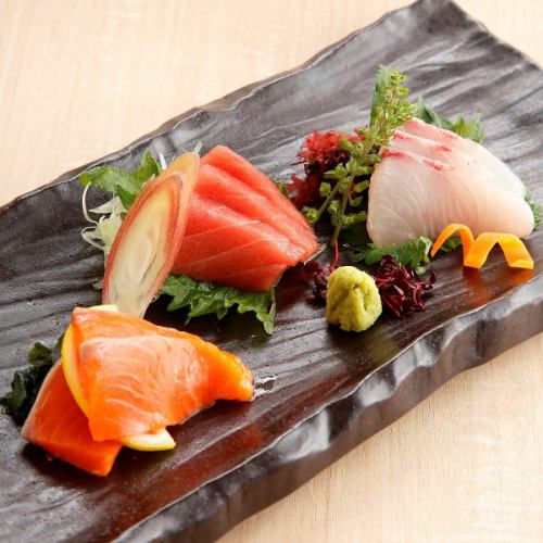 Today's sashimi assortment of 3 types