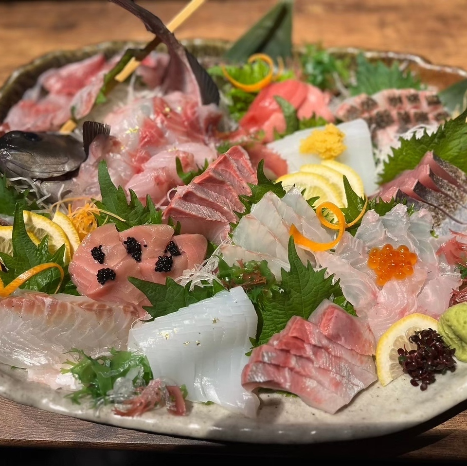 天草牛深から直送される鮮度抜群の海の幸！お刺身は必食です。