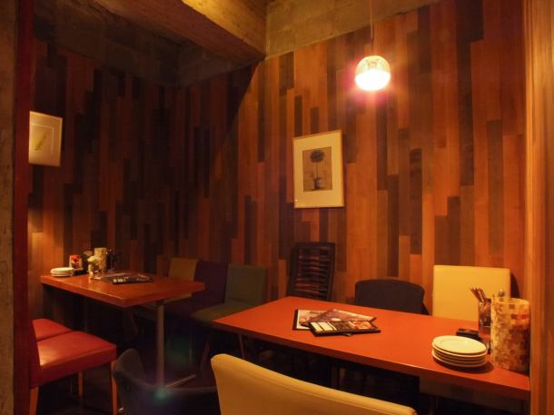 There is a private room-like space in the back ... ♪ It is recommended for dining with loved ones and for gourmet girls-only gatherings.