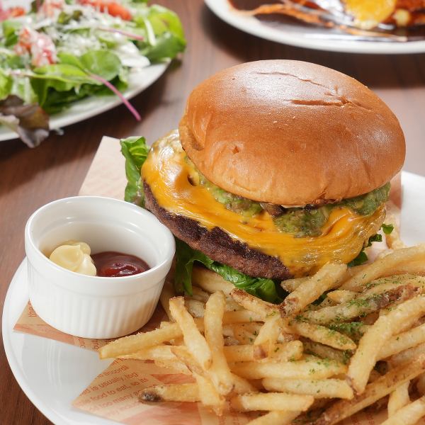 鎌幕オリジナル材木座バーガー