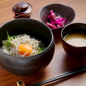 釜揚げしらす丼