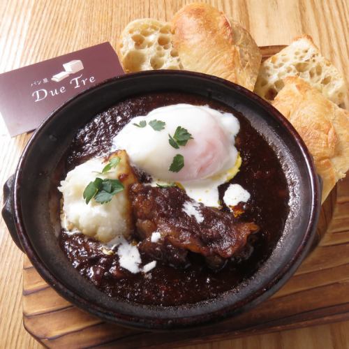Stewed Hachioji Beef Tendon ~With Ondama and Baguette~