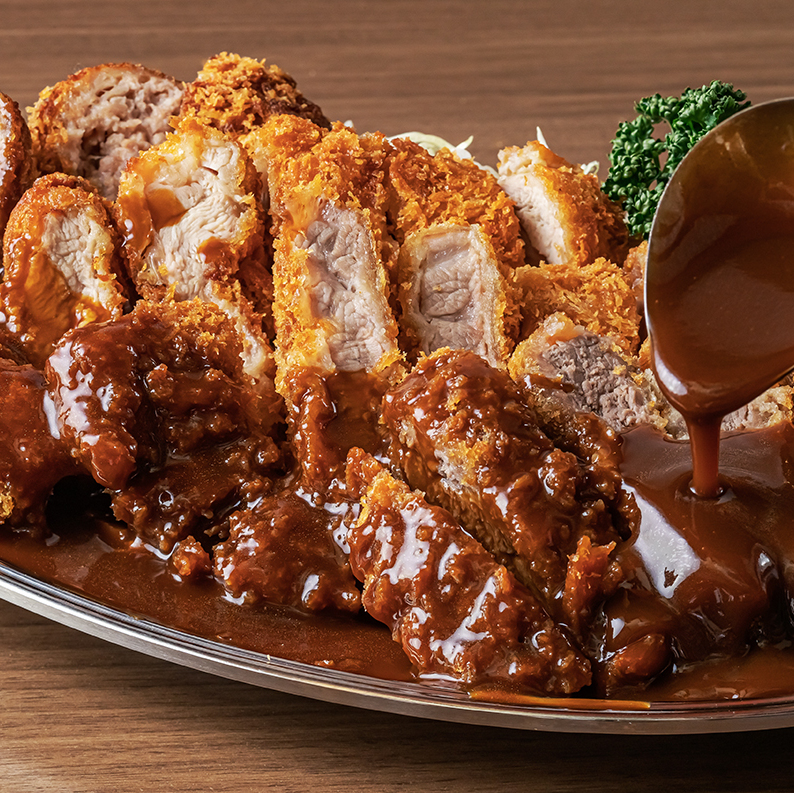 懐かしのごちそうから安心できる王道メニューまで幅広くそろえた定番の洋食スタンド。