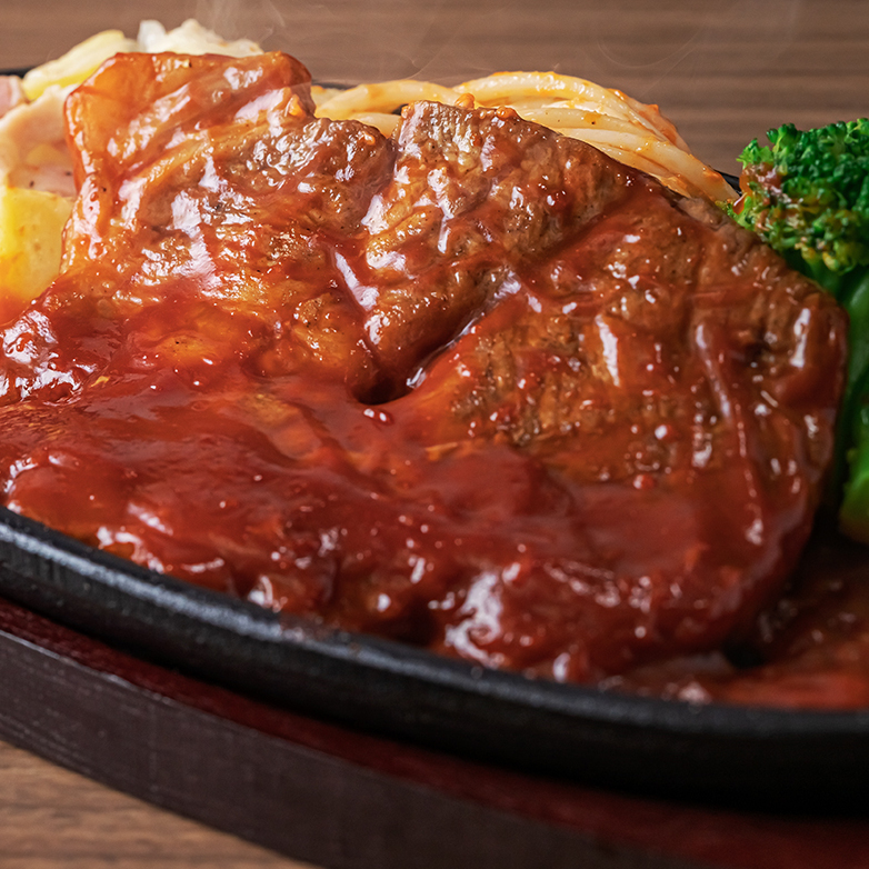 懐かしのごちそうから安心できる王道までそろえた洋食スタンド♪