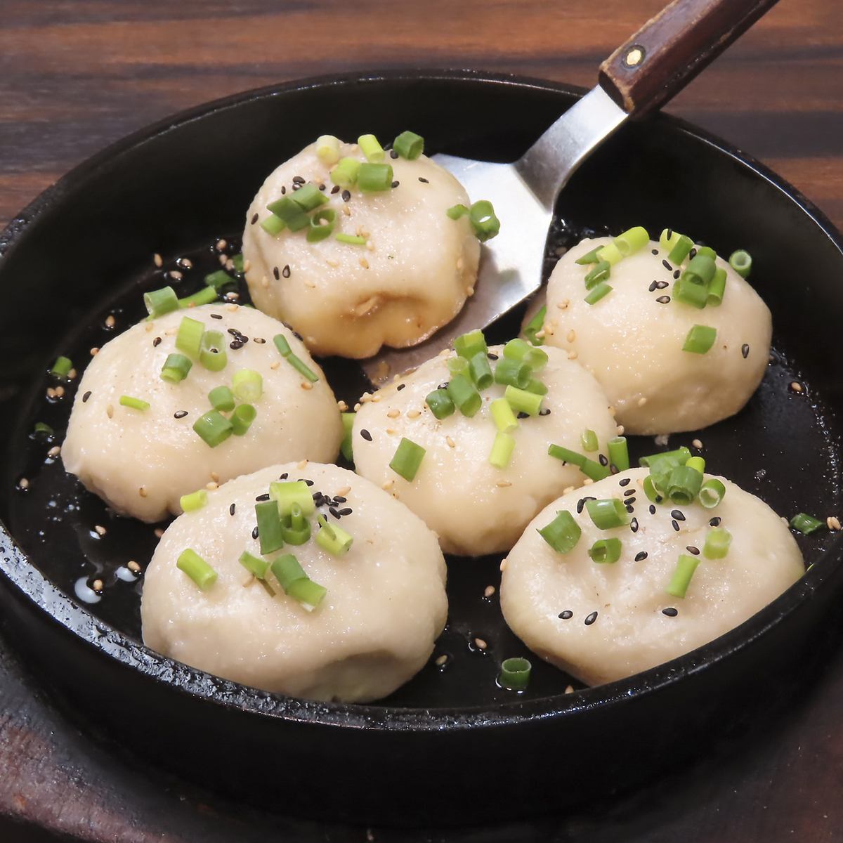 100種類を超える本格中華料理が味わえる！