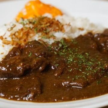 A5等級龍樹ビーフの絶品牛すじカレー