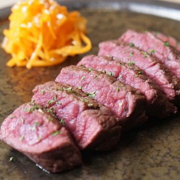 Nagarjuna beef lean steak lunch set 1,800 yen (tax included)