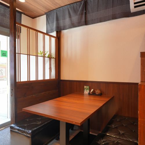 4名様用テーブル