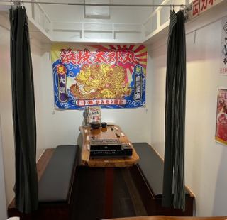 大人気の半個室席。店内奥にございます。